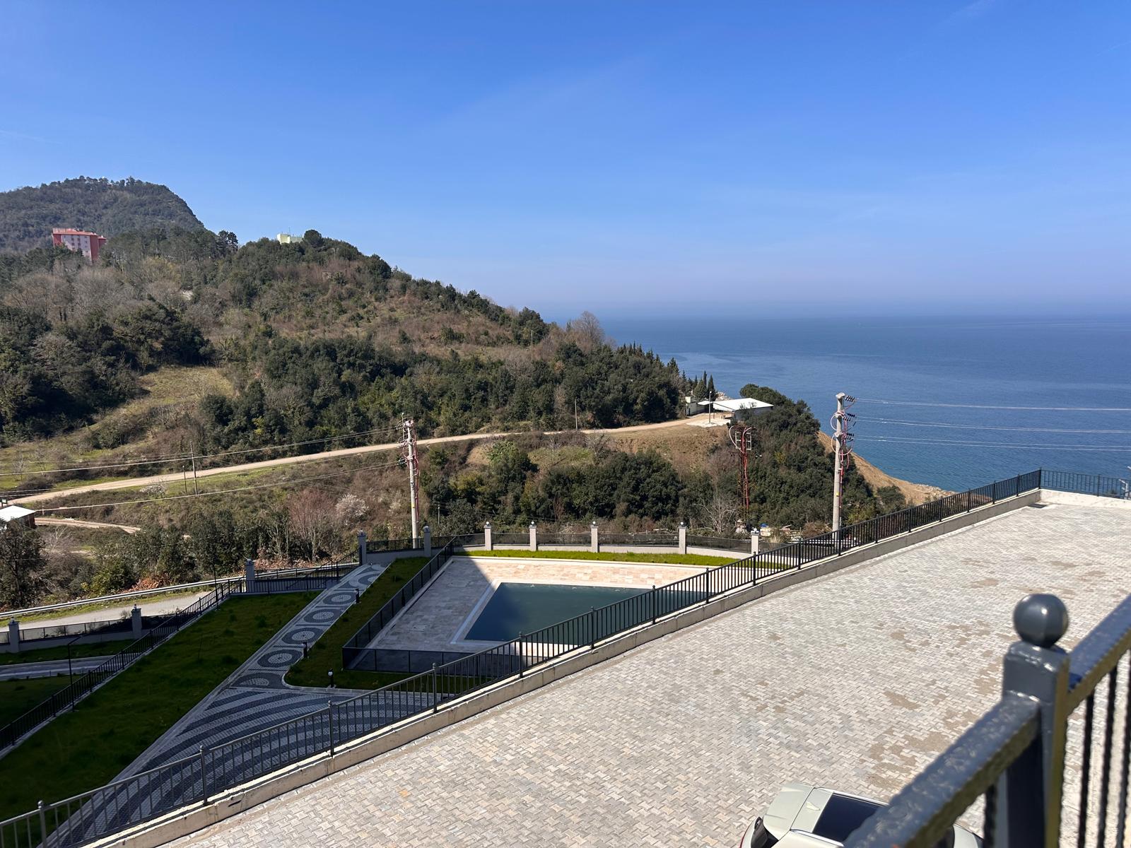 ÇARŞI EMLAK'TAN KEMER MEVKİİ HAVUZLU SİTE İÇERİSİNDE 4+1 SATILIK DAİRE