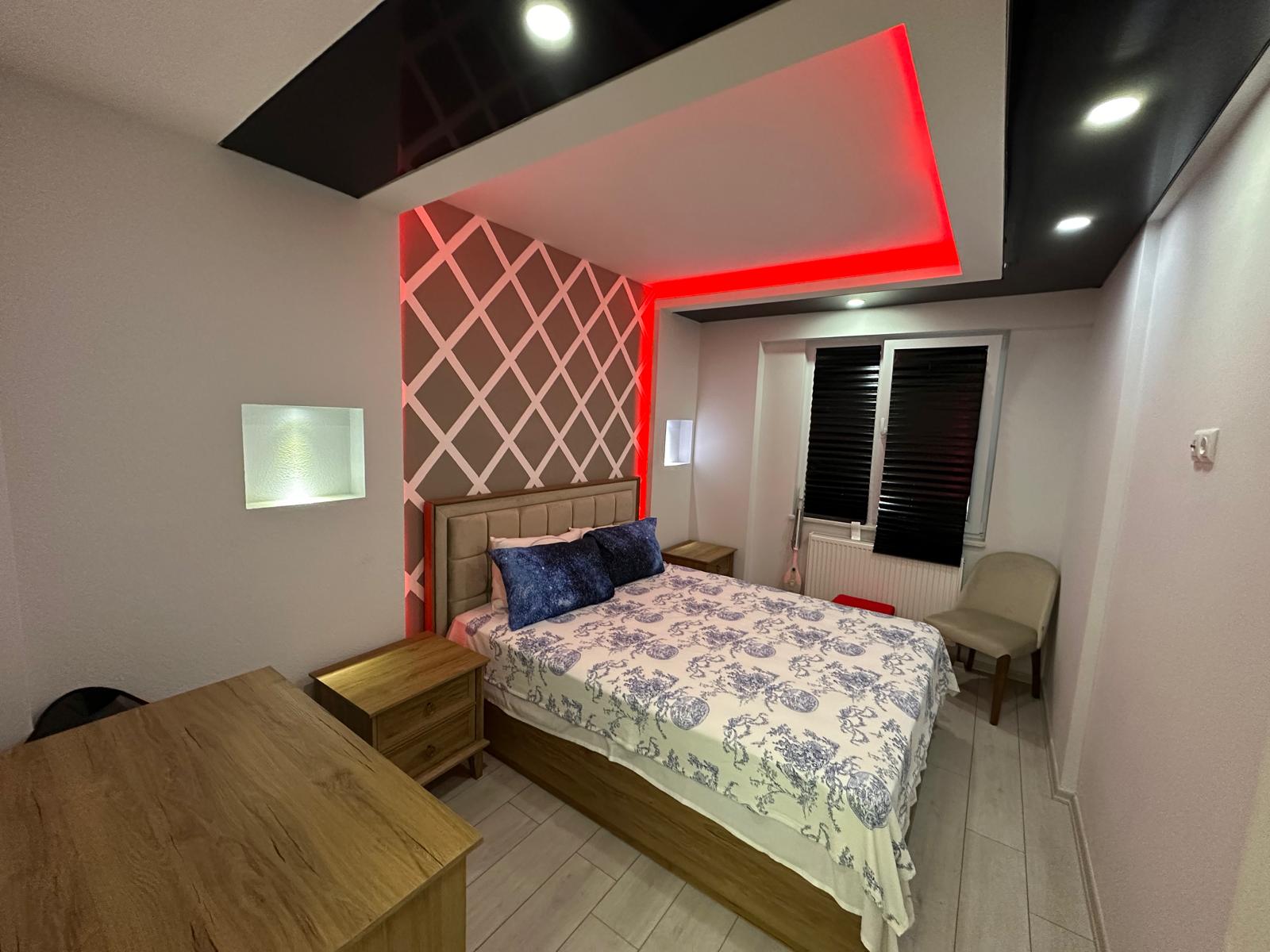 ÇARŞI EMLAK'TAN KEMER MEVKİİ EŞYALI 1+1 KİRALIK DAİRE