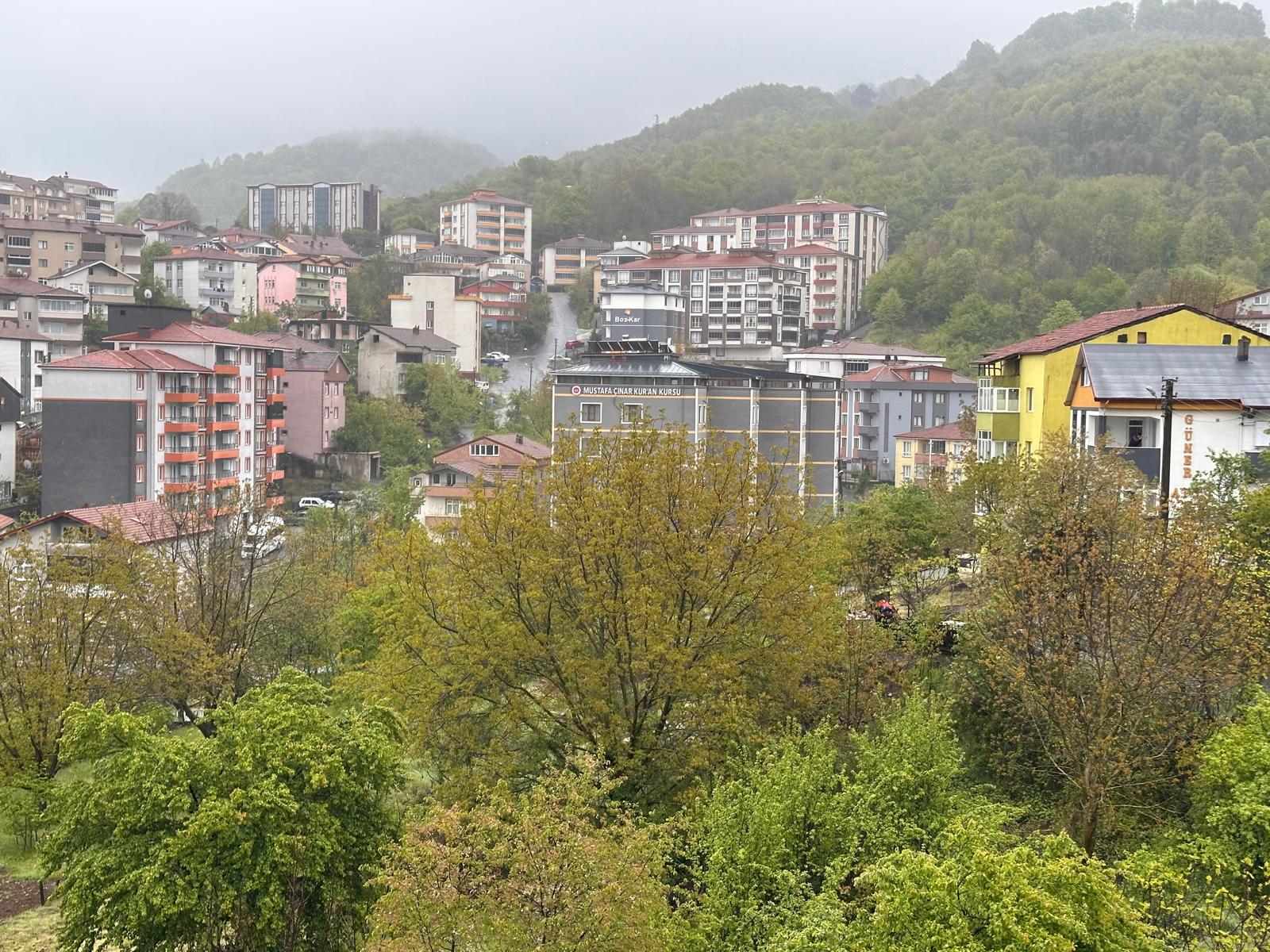 ÇARŞI EMLAK'TAN YEŞİLTEPE MAH.ÜNİVERSİTE MEVKİİ SATILIK DAİRE